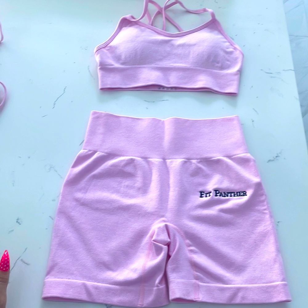 Fit Panther workout set